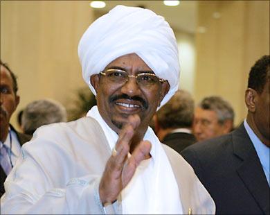 البشير يقول ان عام 2014 سيشهد نهاية الصراعات المسلحة في السودان
