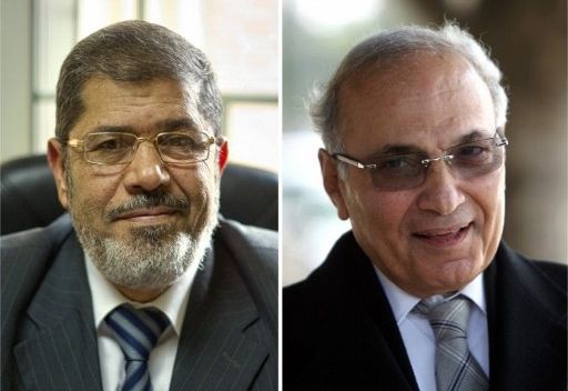 مصر.. جولة الاعادة في الانتخابات الرئاسية بين مرسي وشفيق
   

