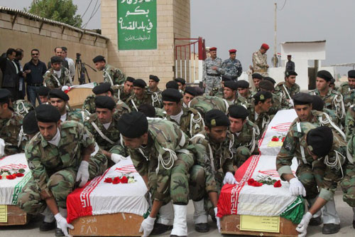 العراق يسلم إيران رفات 21 شخصا فقدوا خلال الحرب