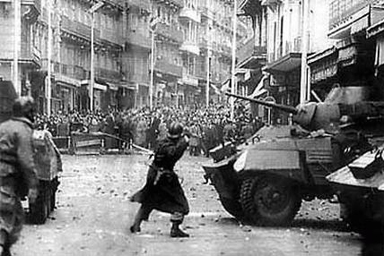 أعظم ثورة في القرن العشرين الثورة الجزائرية
