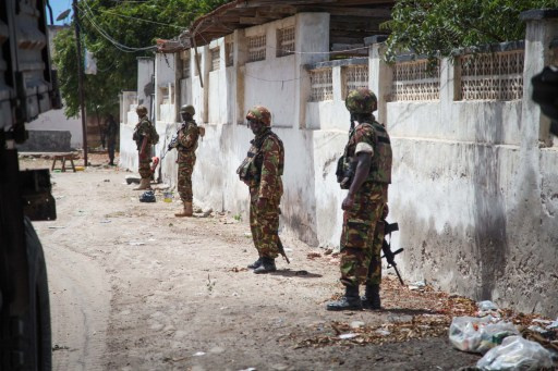 مقتل 12 مدنيا في هجوم انتحاري ضد قافلة للقوة الافريقية في الصومال