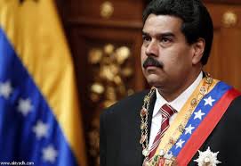الرئيس الفنزويلي ينفي شائعة حيازته الجنسية الكولومبية
