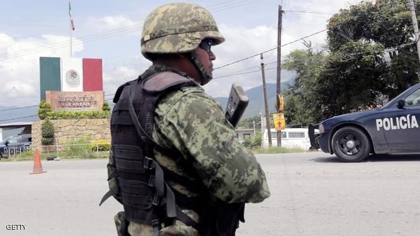 القوات الفدرالية المكسيكية تنتشر في مدينة فقد فيها 43 طالبا