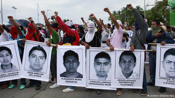 تظاهرة في مكسيكو بعد 3 اشهر من فقدان الطلاب الـ 43