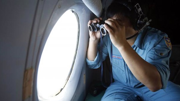 استئناف عمليات البحث عن الطائرة الماليزية المفقودة في جنوب المحيط الهندي