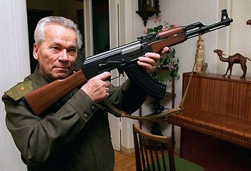 صانع سلاح الكلاشينكوف