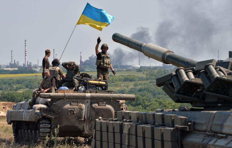 دونيتسك: مقتل 13 شخصاً بقصف للقوات الاوكرانية.. وانسحاب الجيش من المطار