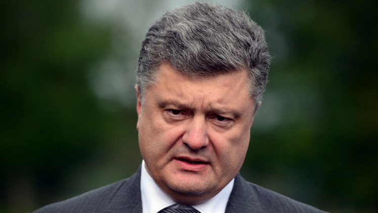 الرئيس الاوكراني يطلب من بوتين التدخل لضبط المسلحين في شرق البلاد