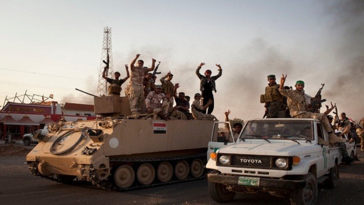 الجيش العراقي يؤمن طريق بغداد الفلوجة