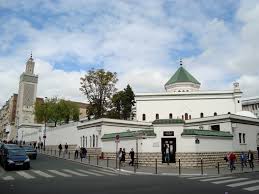 عميد مسجد باريس ينفي اي تغيير في وضع المسجد بعد اعلان الجزائر عن اجراءات لاستملاكه