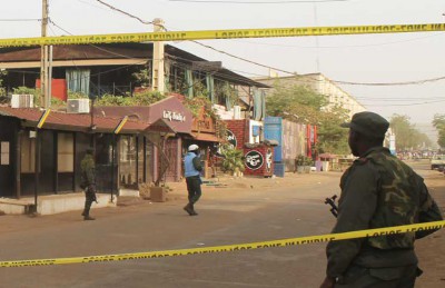 مقتل شرطيين ومدنيين في وسط مالي في هجوم نسب الى إرهابيين