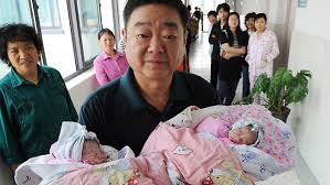 الصين تنهي سياسة الطفل الواحد وتسمح باثنين لكل الازواج