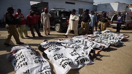 حصيلة ضحايا الاعتداء على مسجد في باكستان الجمعة ترتفع الى 21 شهيدا