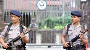 
اندونيسيا: شرطة مكافحة الارهاب توقف خمسة أشخاص بتهمة تجنيد مجموعة للالتحاق بداعش
