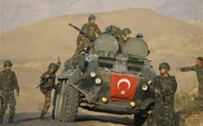 الجيش التركي يقصف مواقع لـ