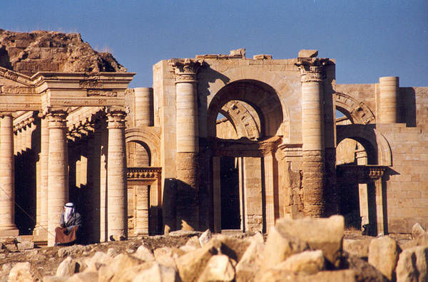 داعش يجرف مدينة الحضر الاثرية جنوب نينوى