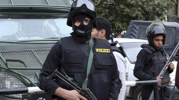 ارتفاع حصيلة تفجير القاهرة الخميس الى 8 قتلى من بينهم 6 شرطيين