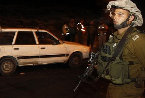 استشهاد شاب فلسطيني وإصابة 5 إسرائيليين في اقتحام مخيم قلنديا