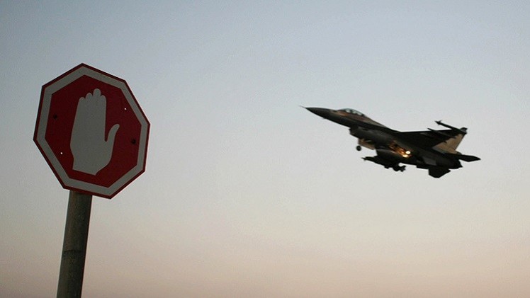 طيران الاحتلال يستهدف نقاطا عسكرية سورية في القنيطرة ولا اصابات