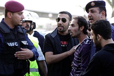 “بابا زابط” تشتعل في تويتر وتُجبر الحكومة البحرينية على التصريح