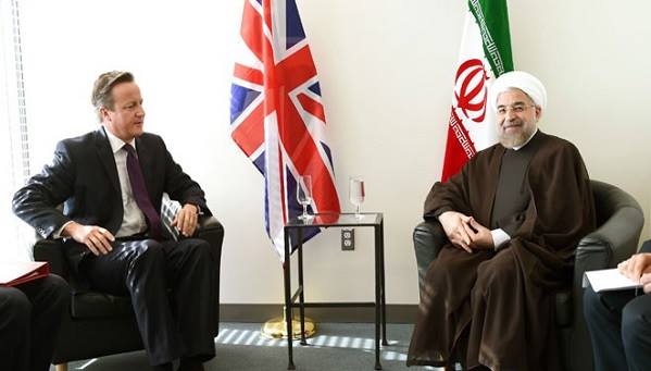 كاميرون ابلغ روحاني باهتمامه باعادة فتح السفارة البريطانية في طهران