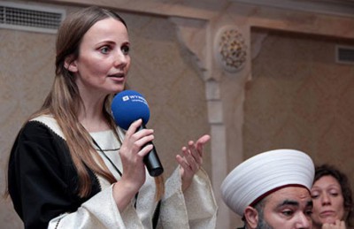 افتتاح أول مسجد للنساء بإمامة امرأة في كوبنهاغن ..!!