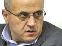 Ibrahim Al-Amin, Al-Akhbar local newspaper editor