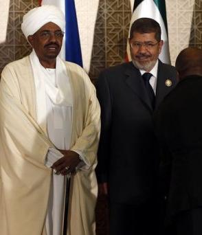 Egyptian President in Khartoum on Historic Visit
