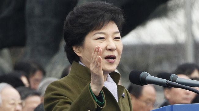 South Korean Female President Sworn in