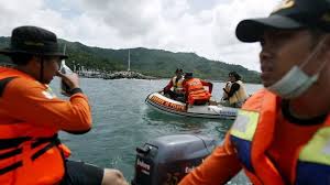 17 Dead, Two Dozen Missing in Indonesia Boat Sinking
