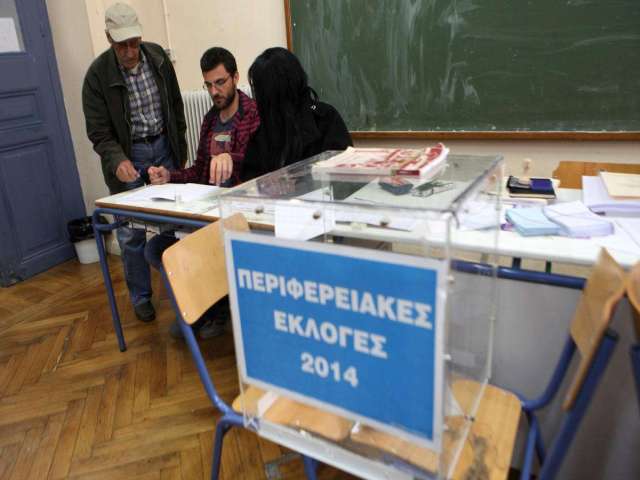 Greeks Vote in First Round of Local Elections