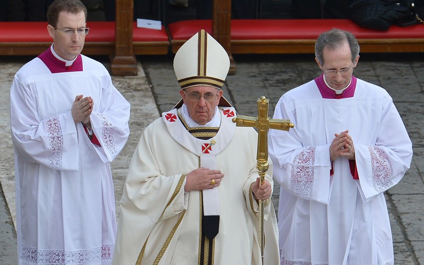 Pope Makes Easter Plea for Peace, Underlying Ukraine, Venezuela, Syria