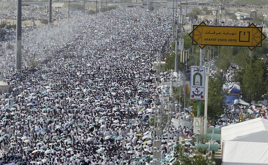 Over 2 Million Pilgrims  Move to Mount Arafat for Hajj Rituals
