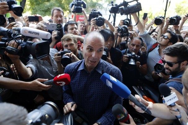 Greece Prepares New Bailout Bid ahead of EU Summit
