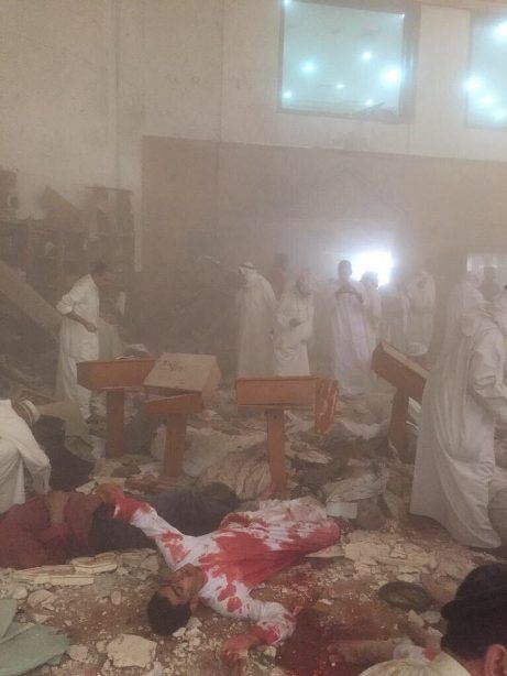 25 Martyred, 202 Wounded in ISIL Suicide Attack on Kuwaiti Mosque