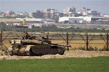 Palestinian Resistance Targets Israeli bulldozer in Gaza