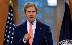 Kerry in Unannounced Iraq Visit for Talks on War against ISIL