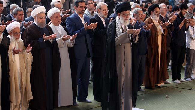 Imam Khamenei: Terrorists Want to Promote Fabricated Islam