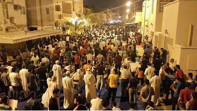 Bahraini Regime Isolates Diraz City, Sit-in next to Sheikh Qassem’s House Lasts