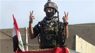 Iraqi Army, PMF Liberates Neighborhood in Rutbah, Raise Flag