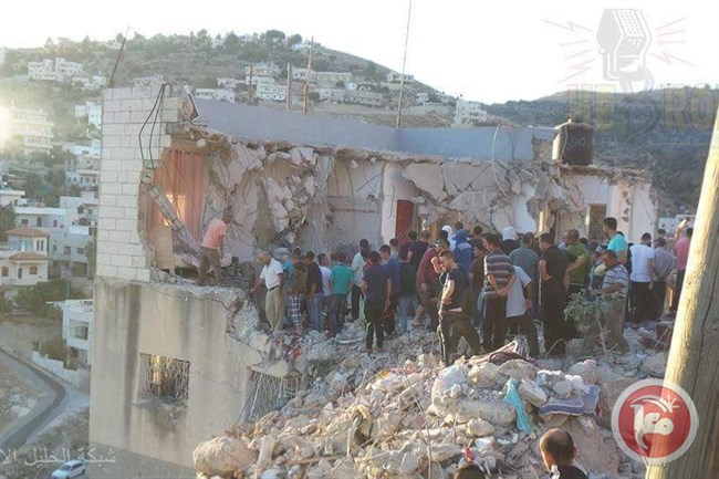 IOF Attacks West Bank Village, Kills Palestinian