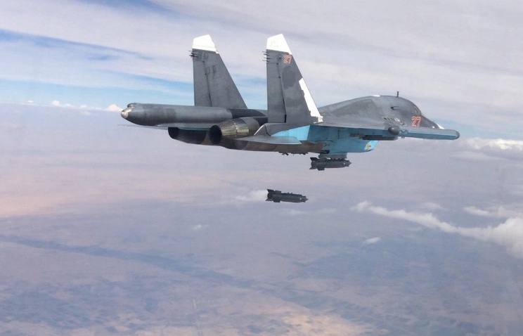 Russian bombers destroy ISIL Posts in Deir Ezzor