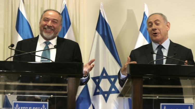 Zionist Government Approves Lieberman as War Minister

