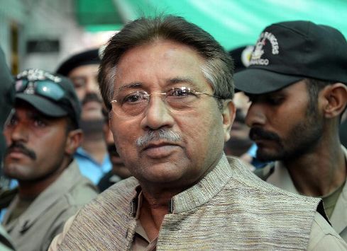 Pakistan: Pervez Musharraf officiellement inculpé du meurtre de Benazir 
Bhutto