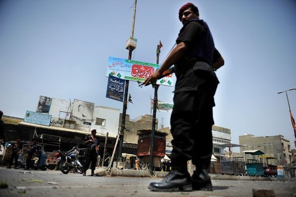 Pakistan : 38 morts dans un attentat lors des funérailles
d’un policier