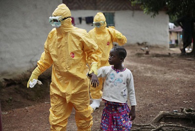 Le monde est en train de perdre la course contre Ebola