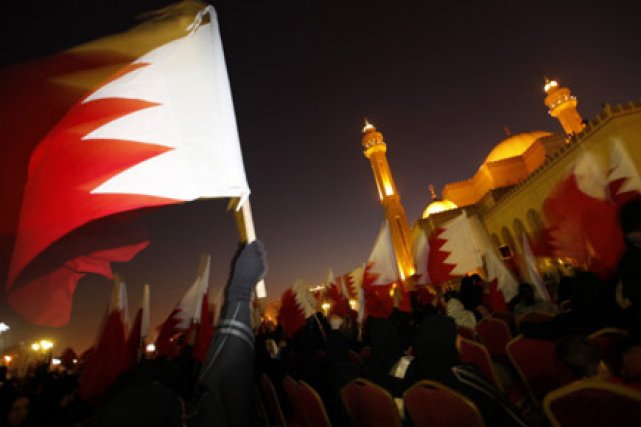 Répression à Bahreïn: le ministre de l’Intérieur sur la sellette