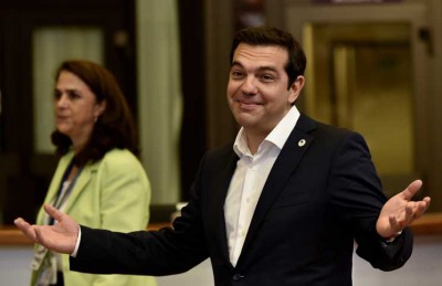 Grèce: Tsipras annonce sa démission et appelle à des élections anticipées