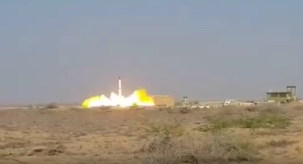 Pakistan: 2 essais de missiles balistiques en 3 jours