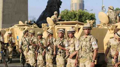 Egypte: l’armée tue dix 